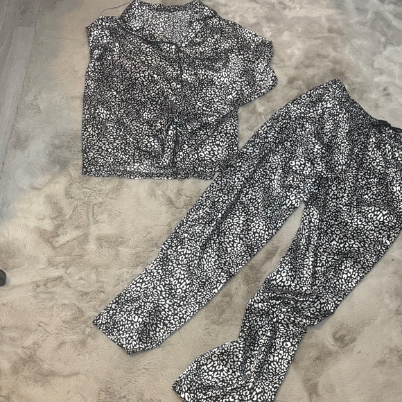 Tart Black and White Pajama Set - Picture 1 of 4